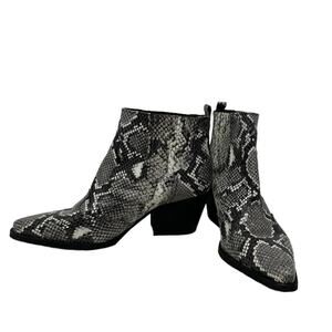 Sam Edelmann Leather Black & Gray Python Print 2” Heel Pull On Bootie size 7.5